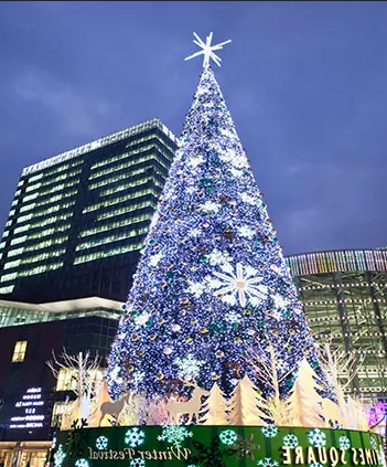 Large scale simulated Christmas tree